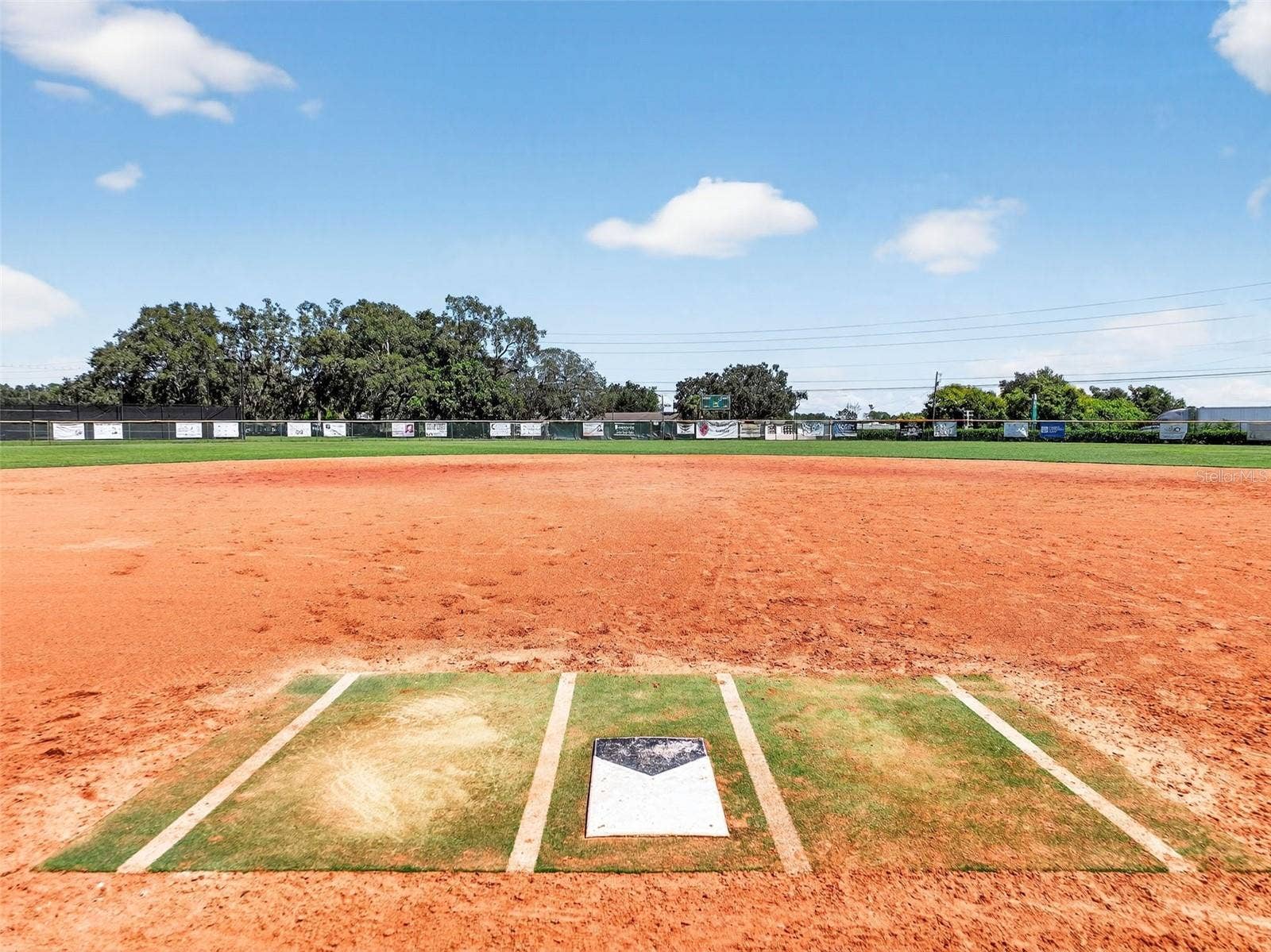 5704 KING JAMES AVENUE, Leesburg, FL 34748 5704 KING JAMES AVENUE, Leesburg, FL 34748