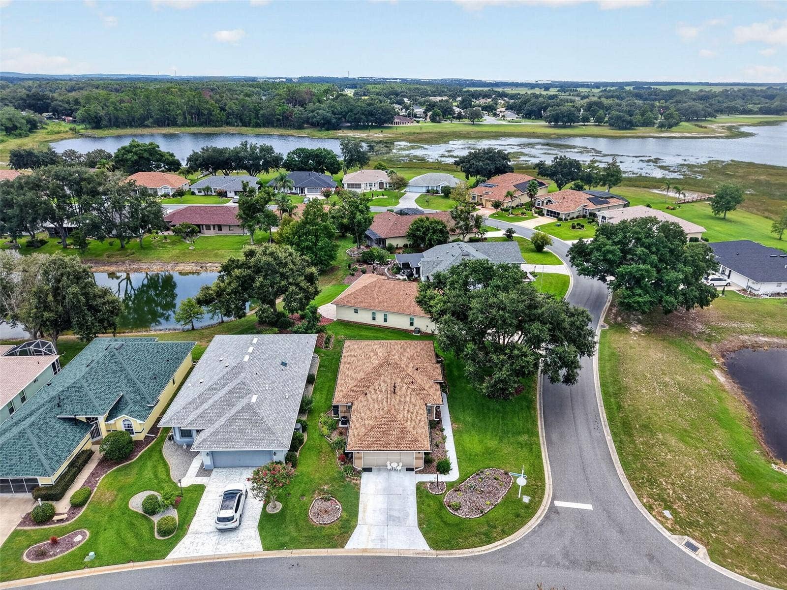 5704 KING JAMES AVENUE, Leesburg, FL 34748 5704 KING JAMES AVENUE, Leesburg, FL 34748