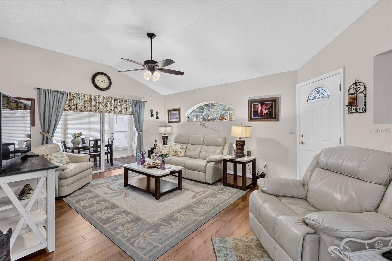 5704 KING JAMES AVENUE, Leesburg, FL 34748 5704 KING JAMES AVENUE, Leesburg, FL 34748