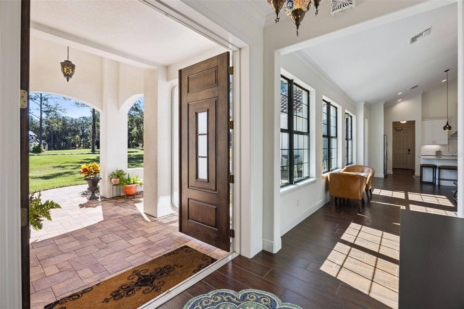 24871 BONSMARA DRIVE, Groveland, FL 34736 Foyer looking out to front courtyard