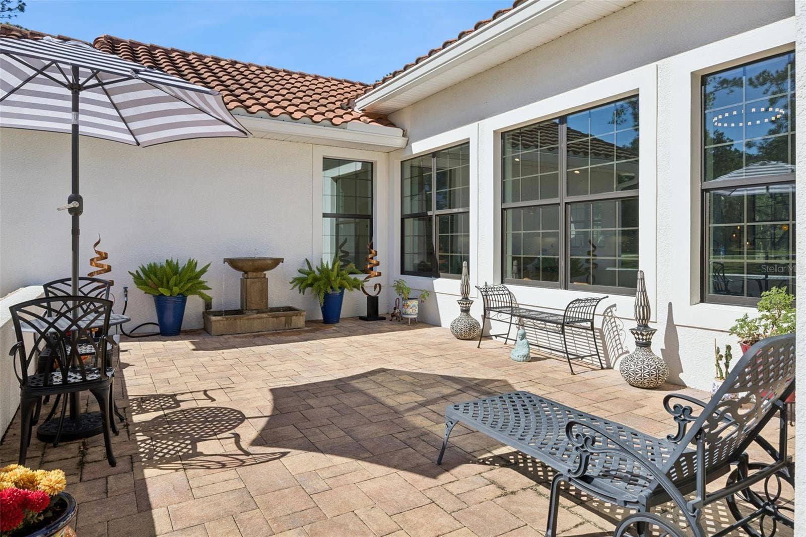 24871 BONSMARA DRIVE, Groveland, FL 34736 Front Courtyard