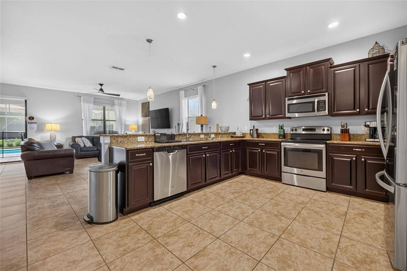 1400 WEXFORD WAY, Davenport, FL 33896 1400 WEXFORD WAY, Davenport, FL 33896