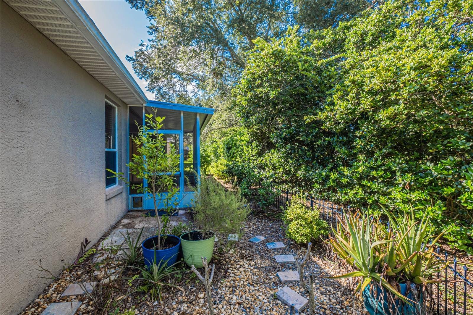 7004 PINE HOLLOW DRIVE, Mount Dora, FL 32757