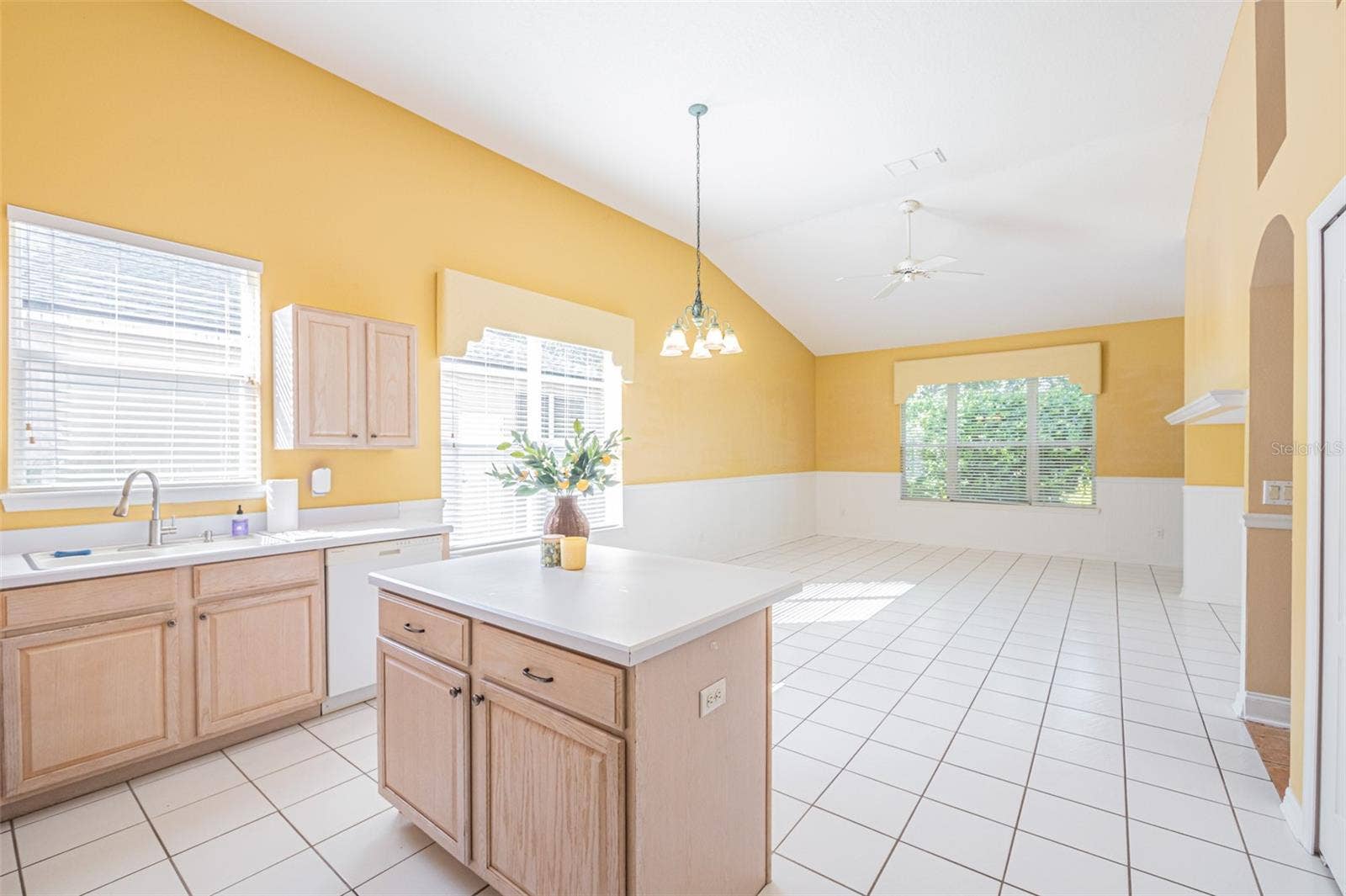 7004 PINE HOLLOW DRIVE, Mount Dora, FL 32757