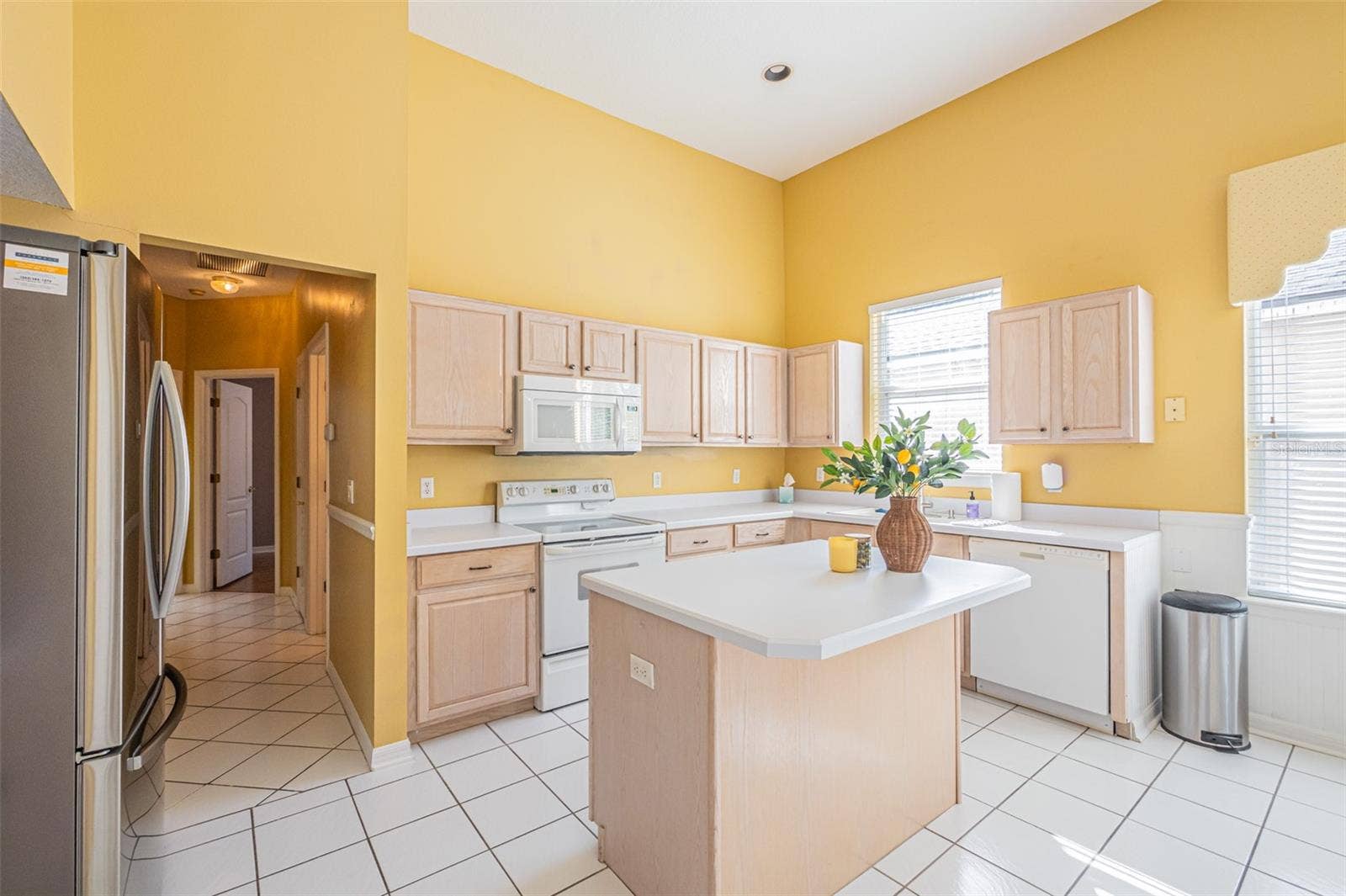 7004 PINE HOLLOW DRIVE, Mount Dora, FL 32757