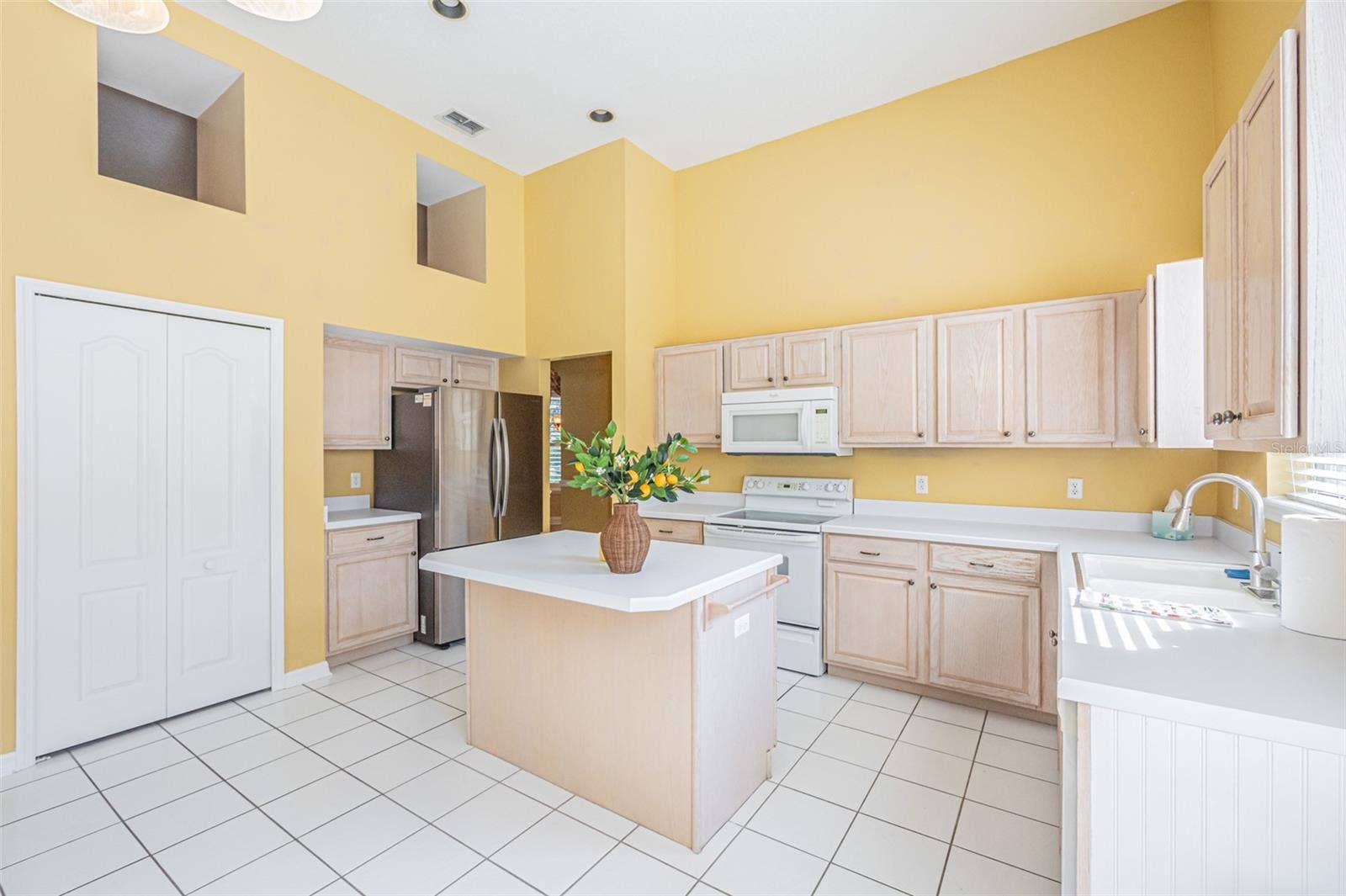 7004 PINE HOLLOW DRIVE, Mount Dora, FL 32757