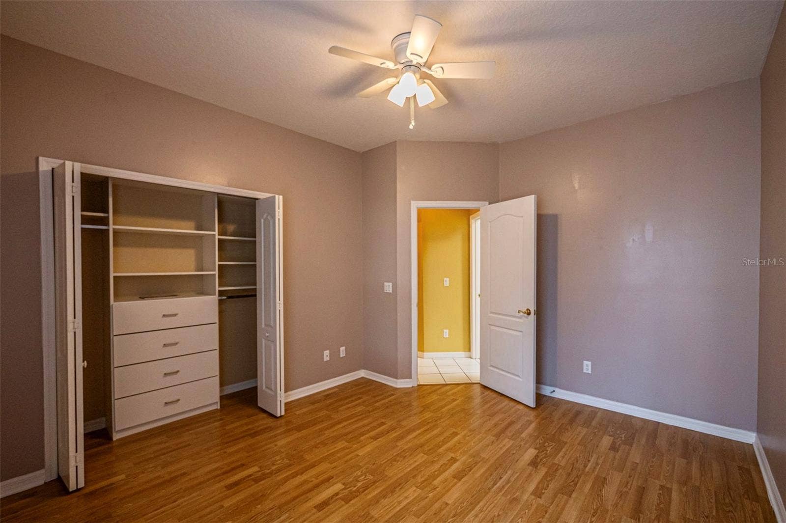 7004 PINE HOLLOW DRIVE, Mount Dora, FL 32757