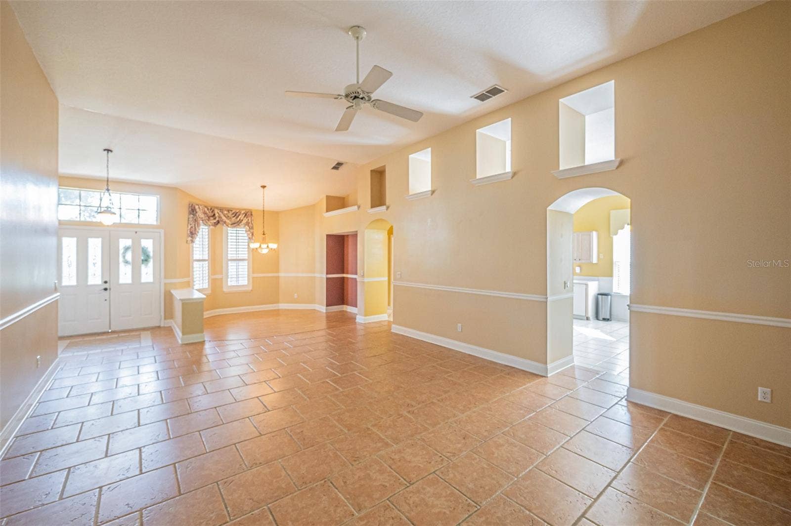 7004 PINE HOLLOW DRIVE, Mount Dora, FL 32757