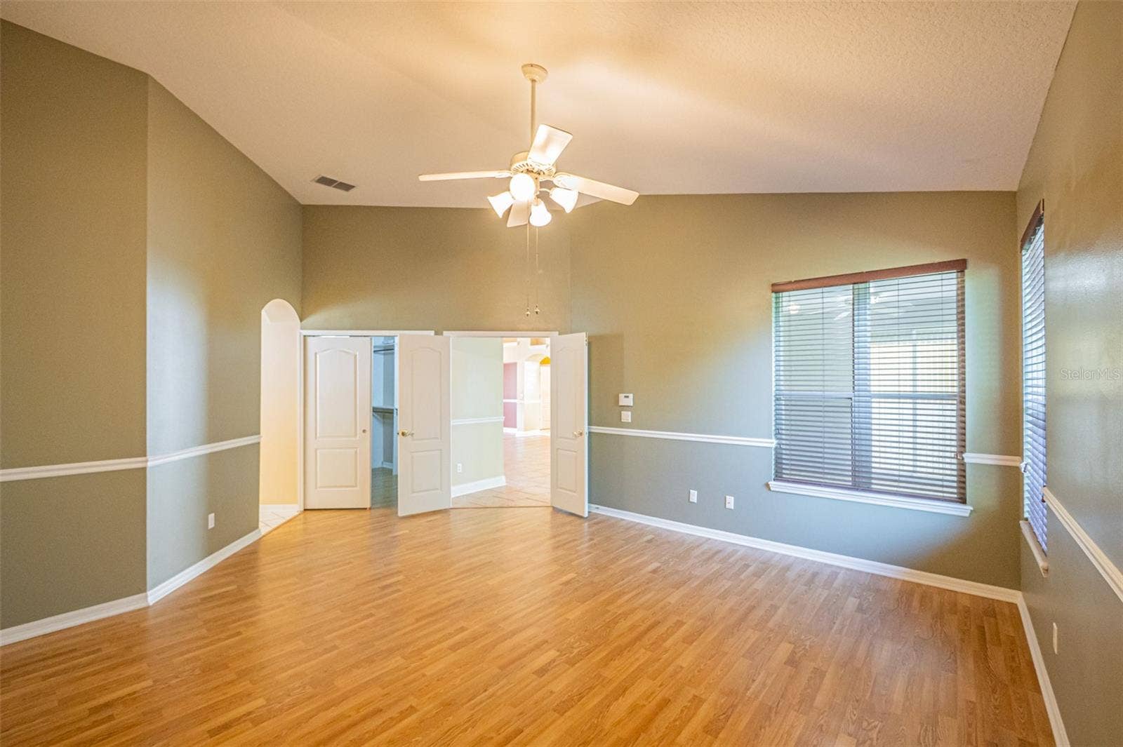 7004 PINE HOLLOW DRIVE, Mount Dora, FL 32757