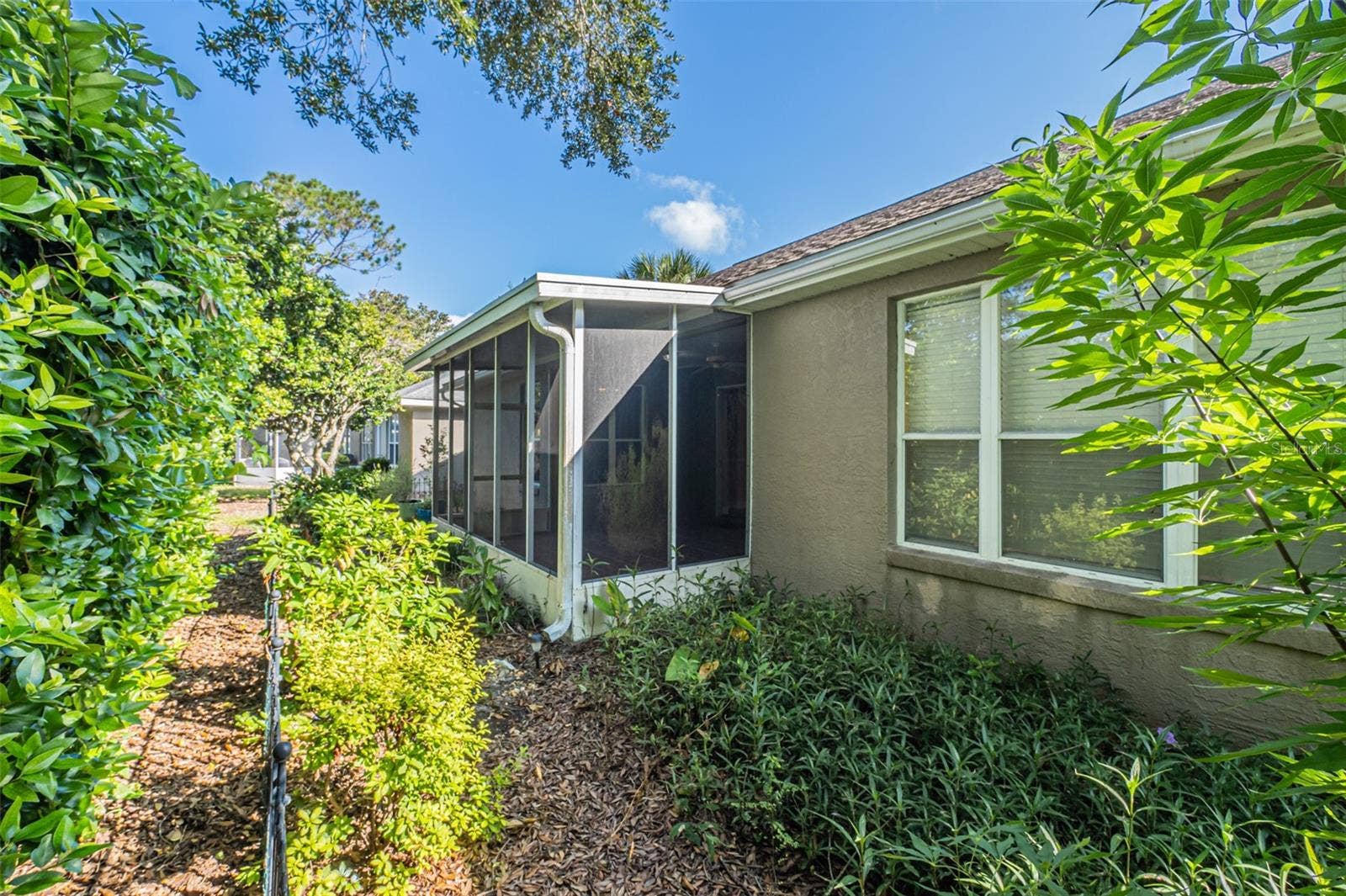 7004 PINE HOLLOW DRIVE, Mount Dora, FL 32757