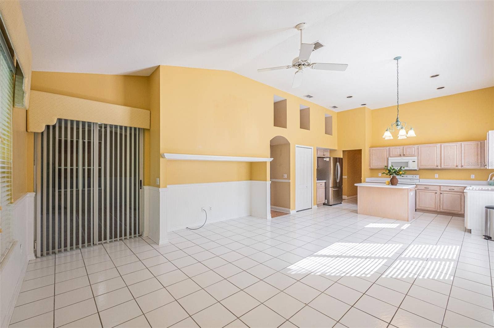 7004 PINE HOLLOW DRIVE, Mount Dora, FL 32757