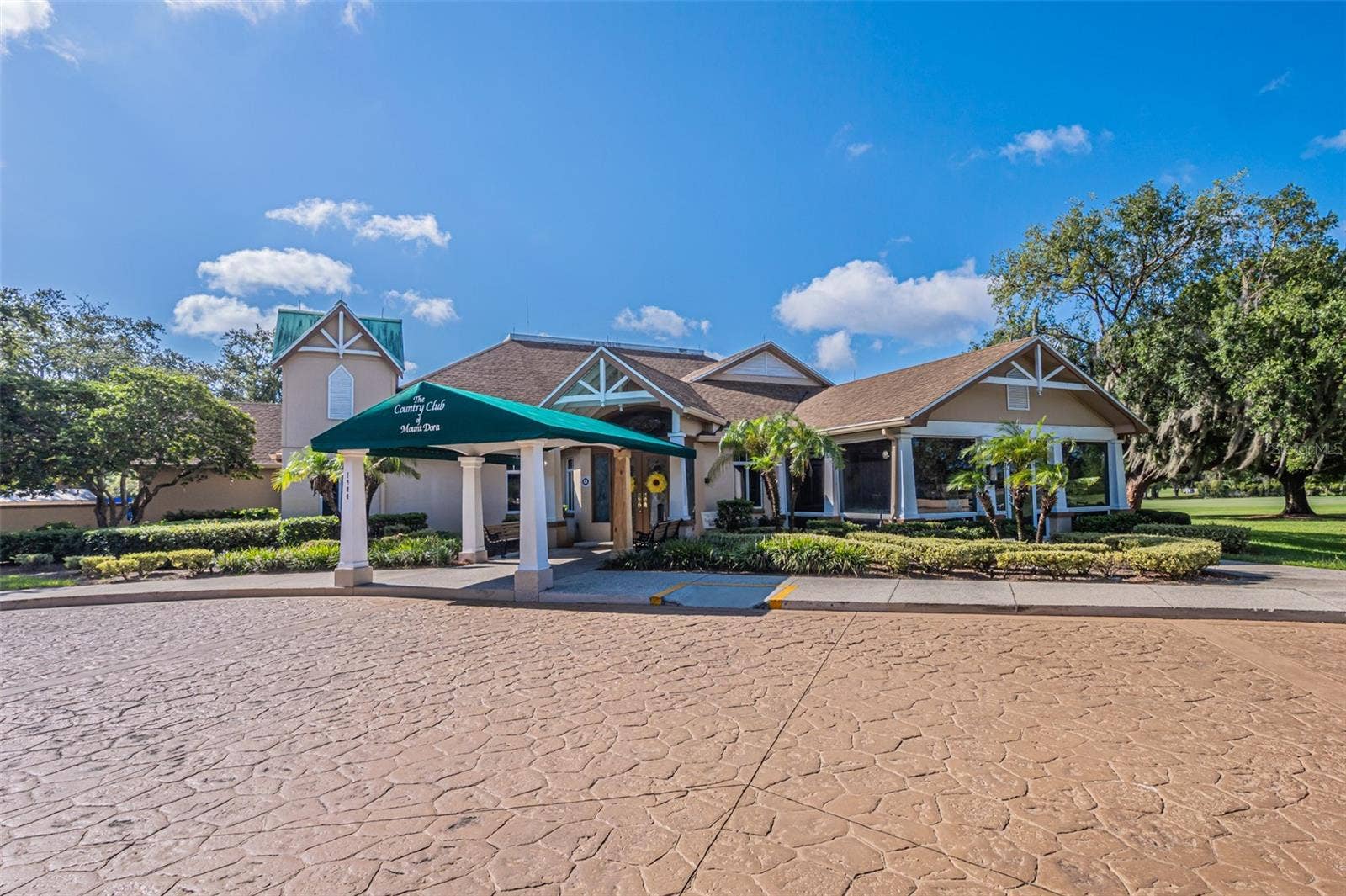 7004 PINE HOLLOW DRIVE, Mount Dora, FL 32757
