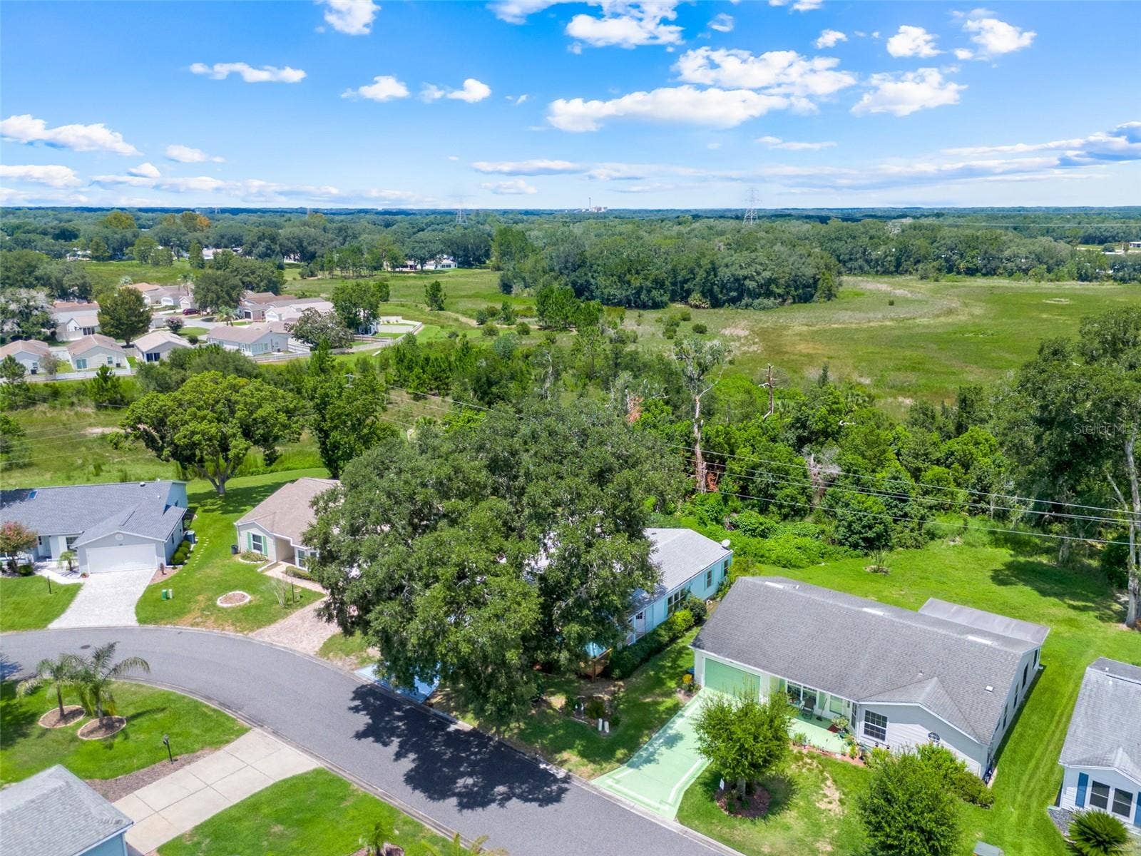 5047 EL DESTINO DRIVE, Leesburg, FL 34748 5047 EL DESTINO DRIVE, Leesburg, FL 34748