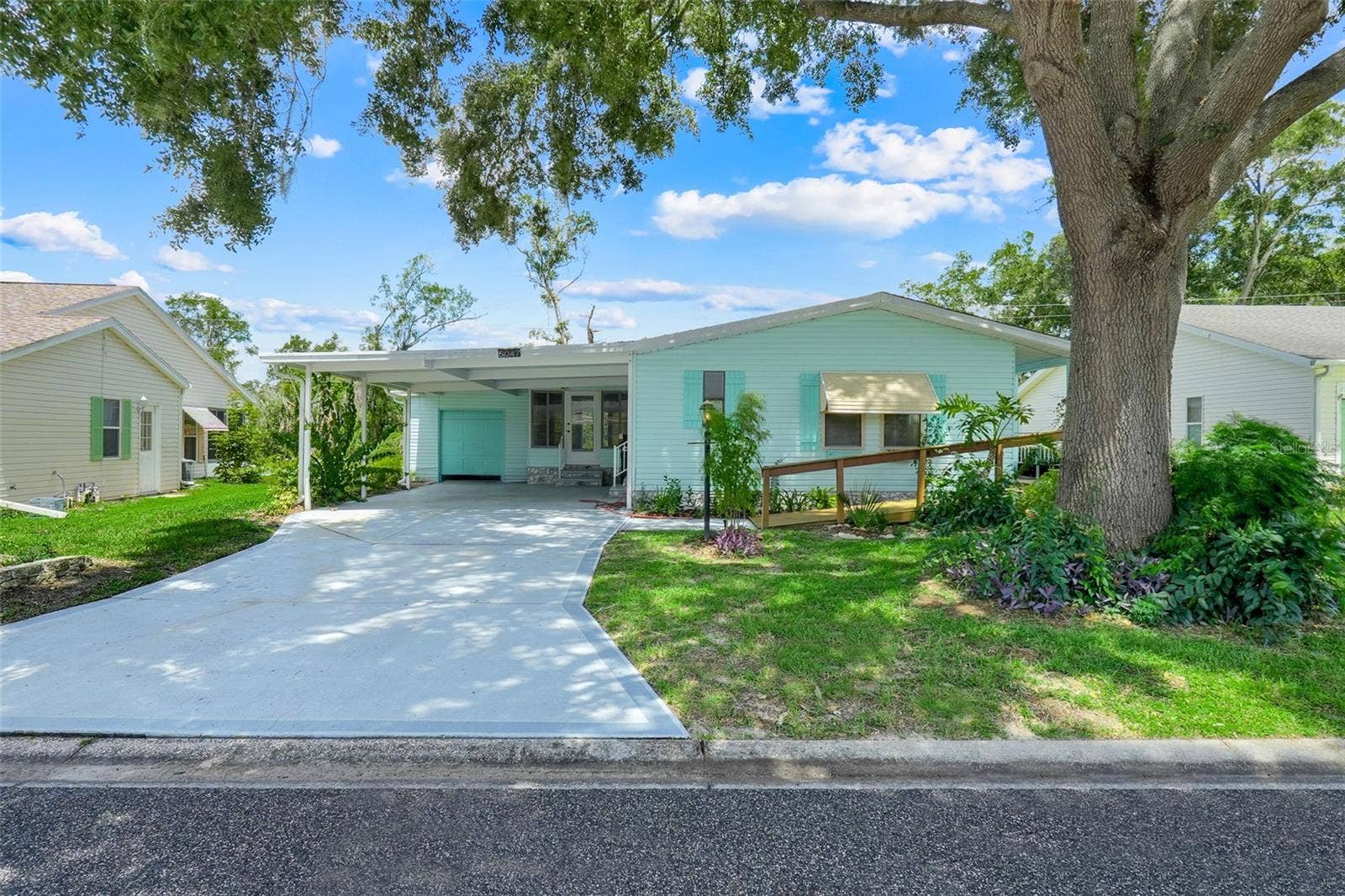 5047 EL DESTINO DRIVE, Leesburg, FL 34748 5047 EL DESTINO DRIVE, Leesburg, FL 34748