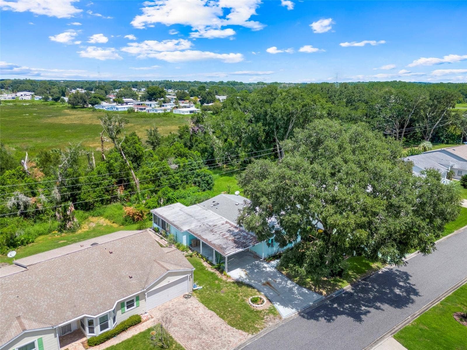 5047 EL DESTINO DRIVE, Leesburg, FL 34748 5047 EL DESTINO DRIVE, Leesburg, FL 34748