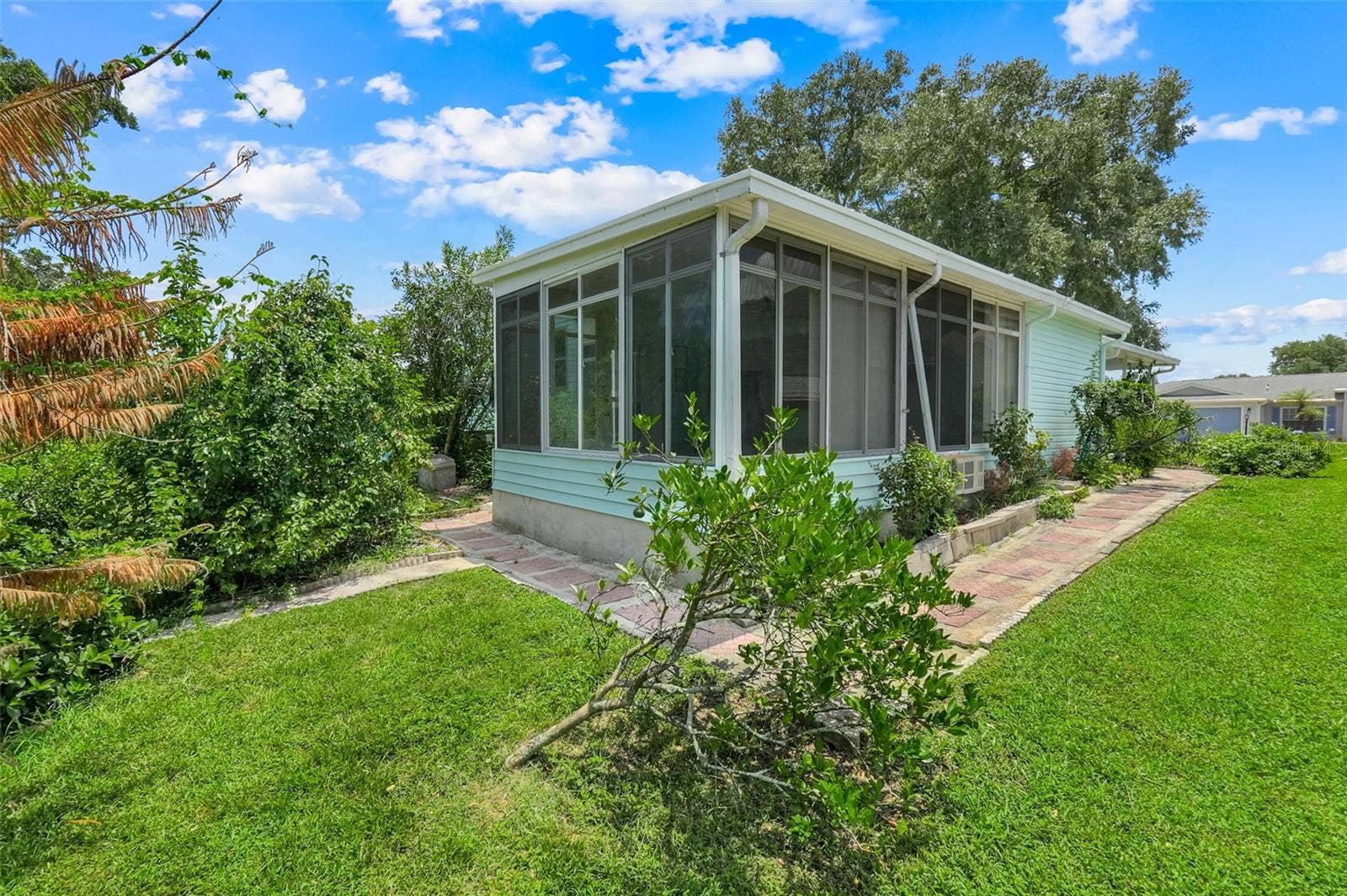 5047 EL DESTINO DRIVE, Leesburg, FL 34748 5047 EL DESTINO DRIVE, Leesburg, FL 34748
