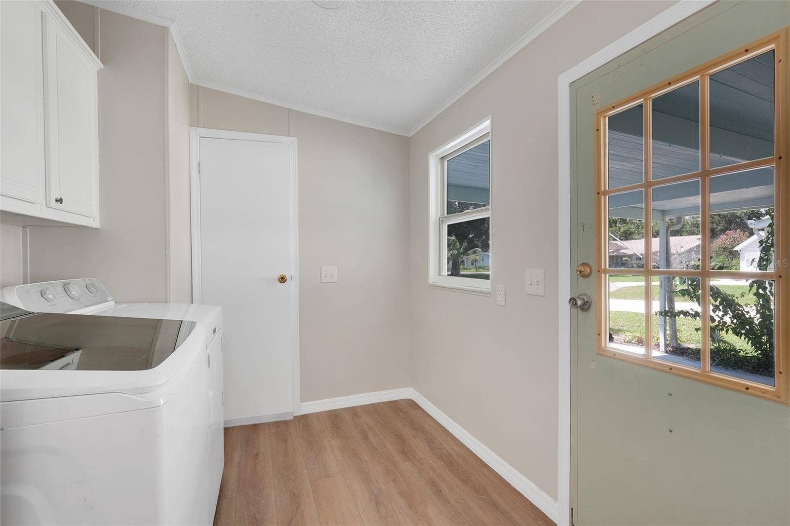 5047 EL DESTINO DRIVE, Leesburg, FL 34748 5047 EL DESTINO DRIVE, Leesburg, FL 34748