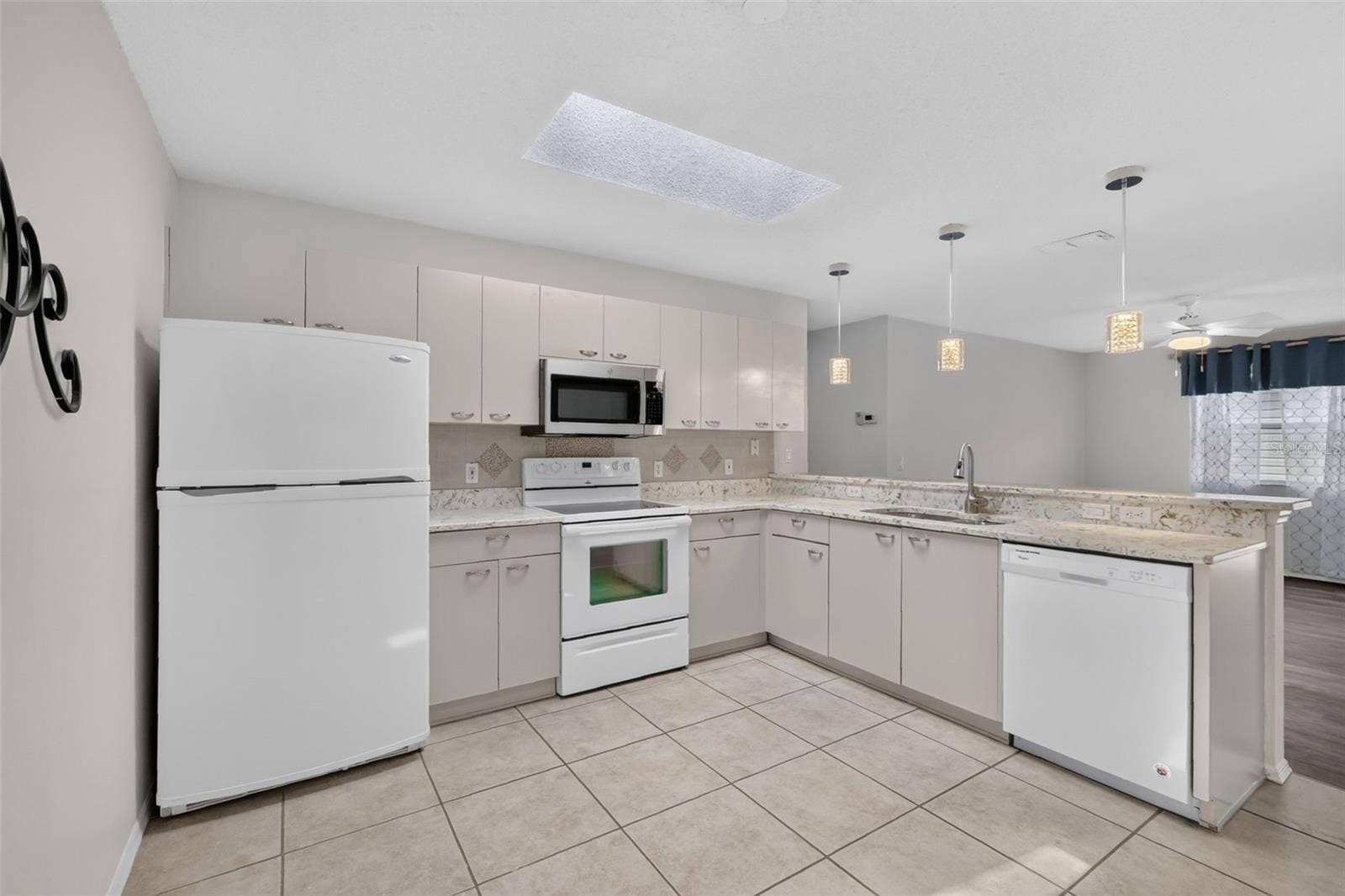 1606 CAMPOS DRIVE, The Villages, FL 32162 1606 CAMPOS DRIVE, The Villages, FL 32162