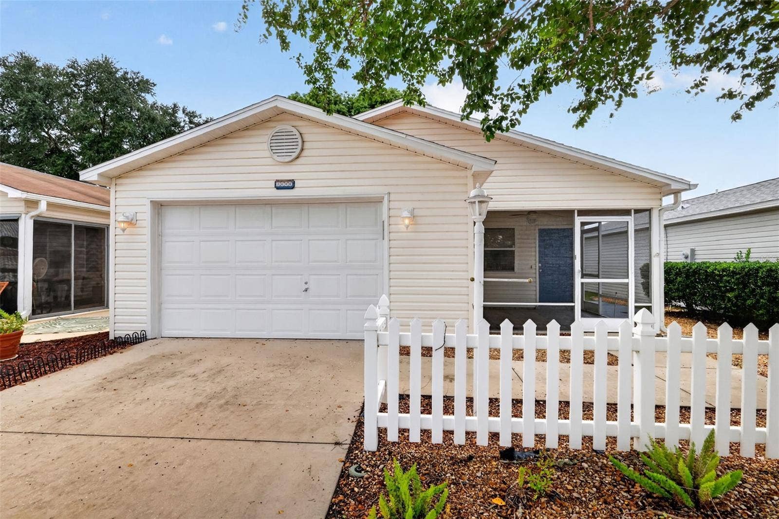 1606 CAMPOS DRIVE, The Villages, FL 32162 1606 CAMPOS DRIVE, The Villages, FL 32162