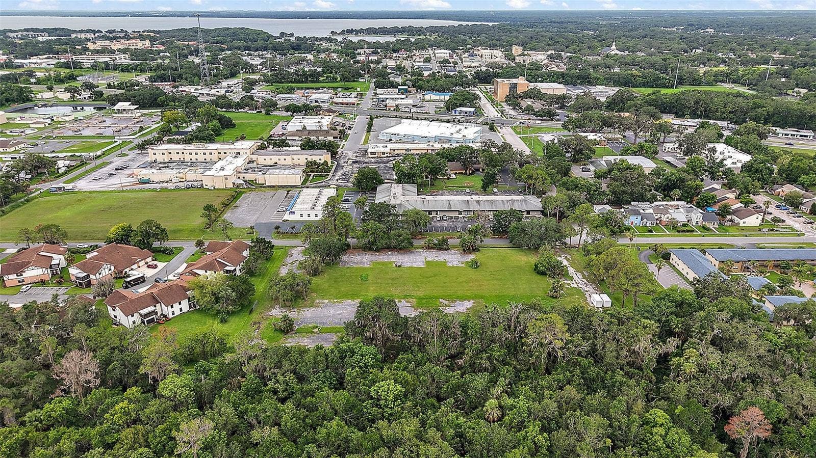 W OAK TERRACE DRIVE, Leesburg, FL 34748 W OAK TERRACE DRIVE, Leesburg, FL 34748