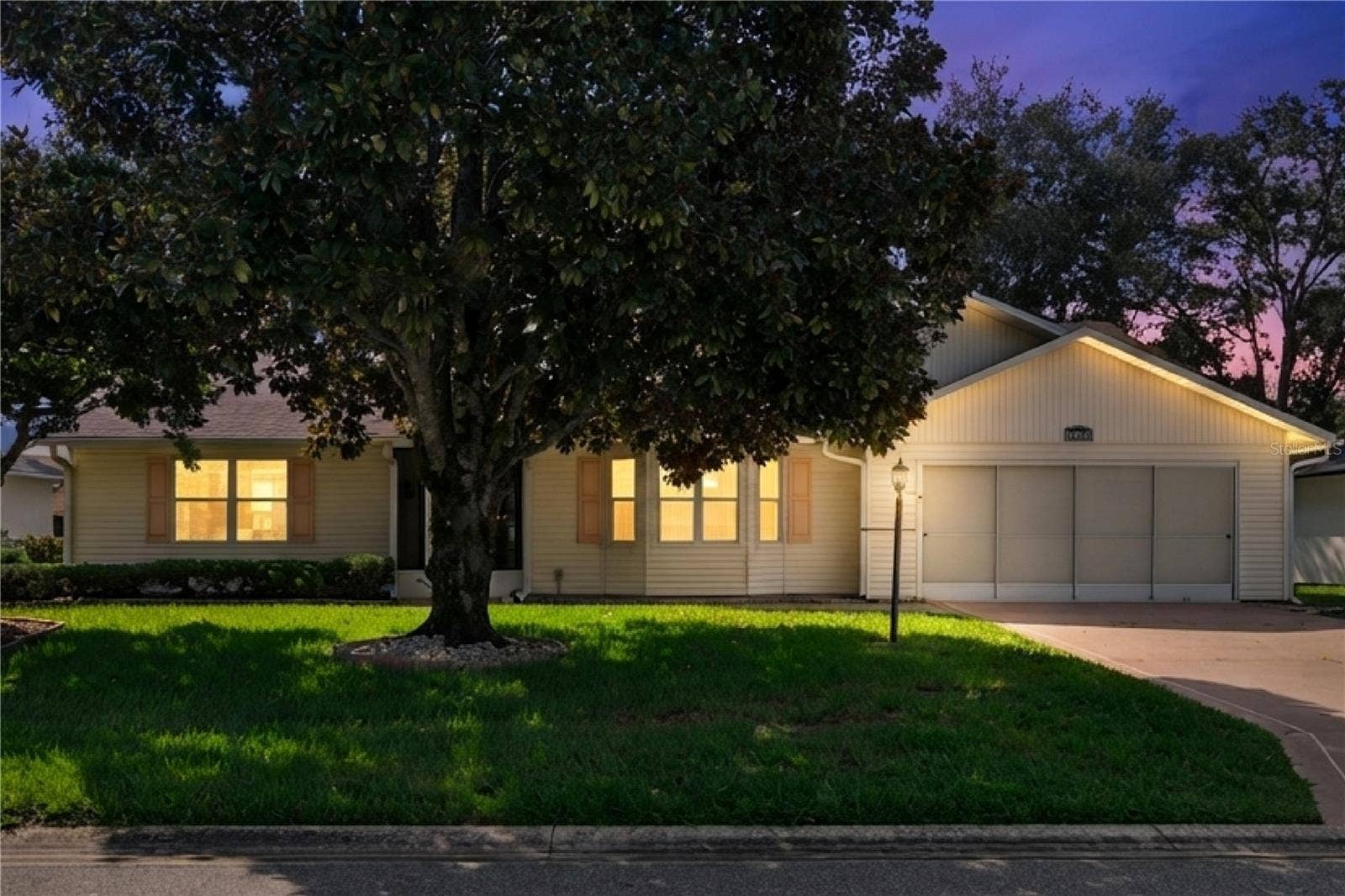 26744 RACQUET CIRCLE, Leesburg, FL 34748 Dusk to Dawn
