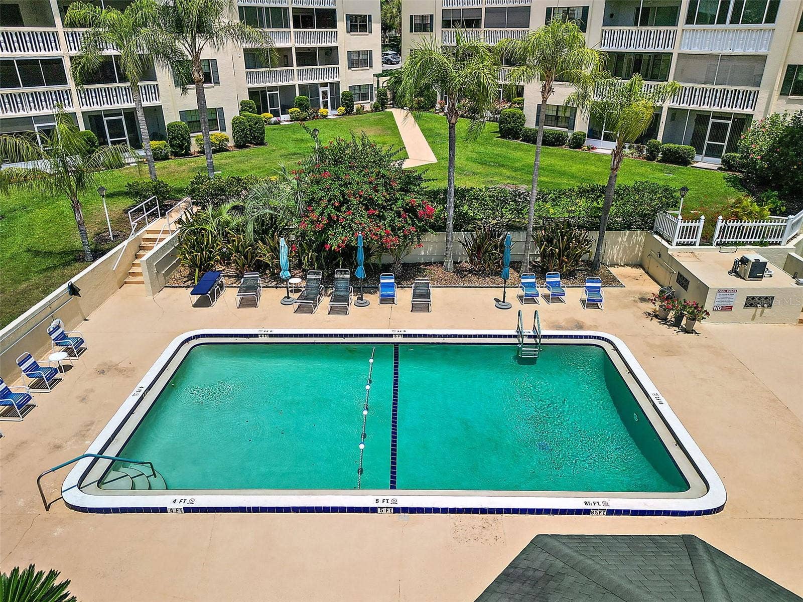 101 N GRANDVIEW STREET, #203, Mount Dora, FL 32757