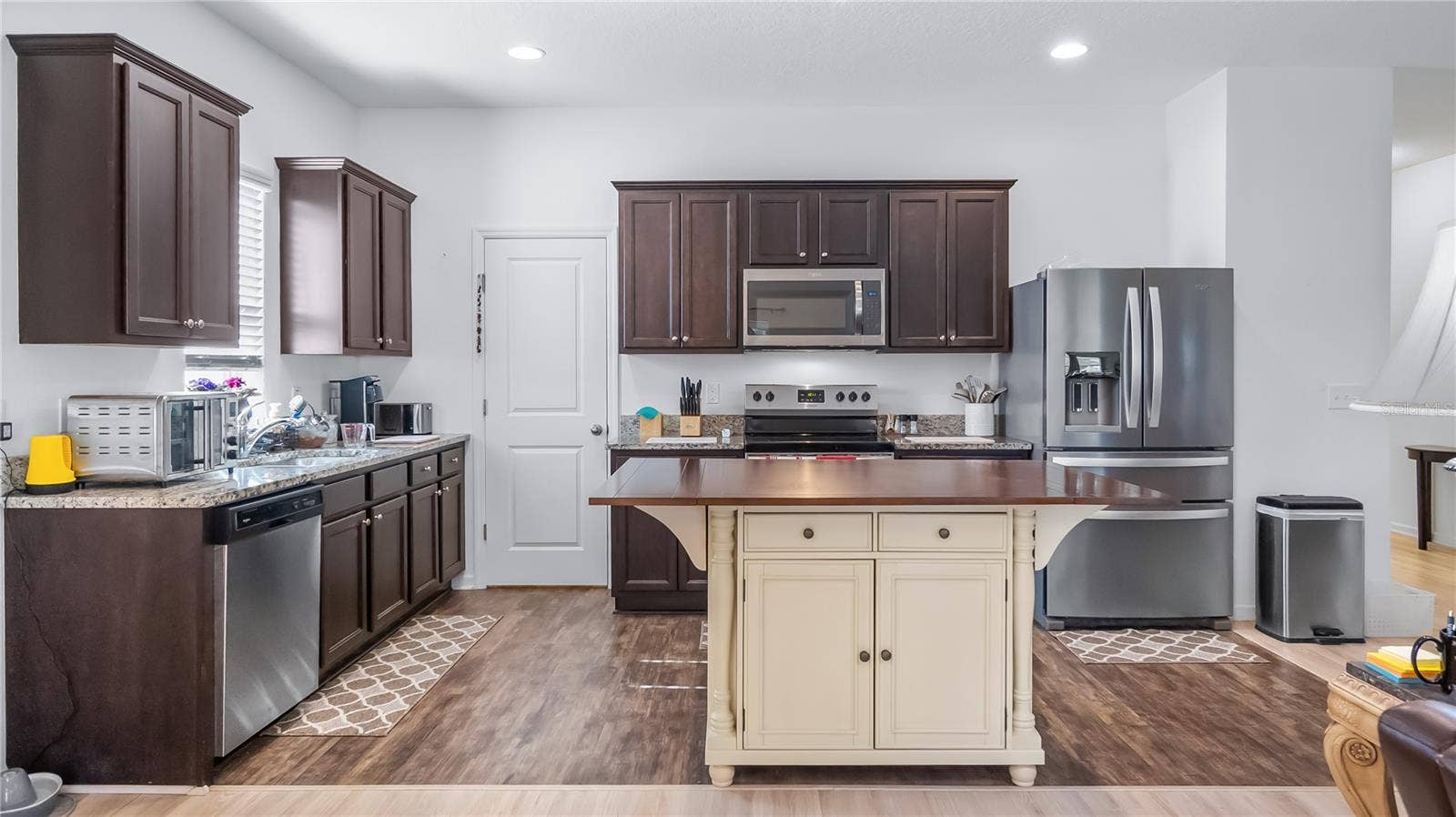 15409 IVORY GULL LANE, Mascotte, FL 34753 15409 IVORY GULL LANE, Mascotte, FL 34753