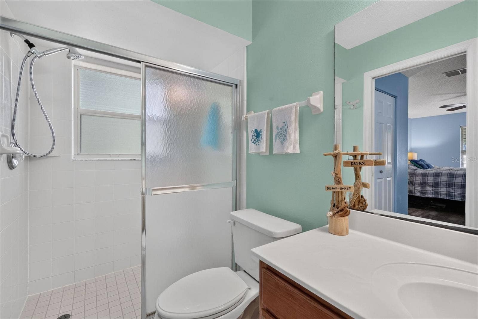 Primary shower