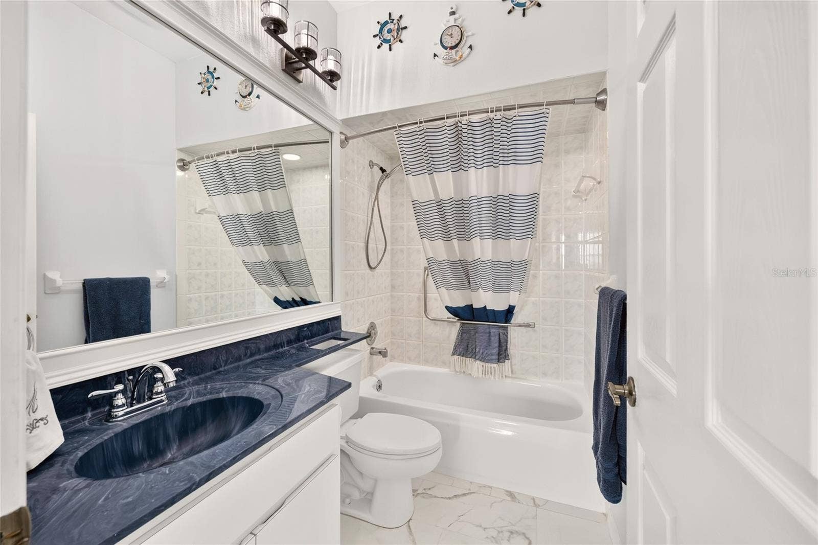 GUEST BATH