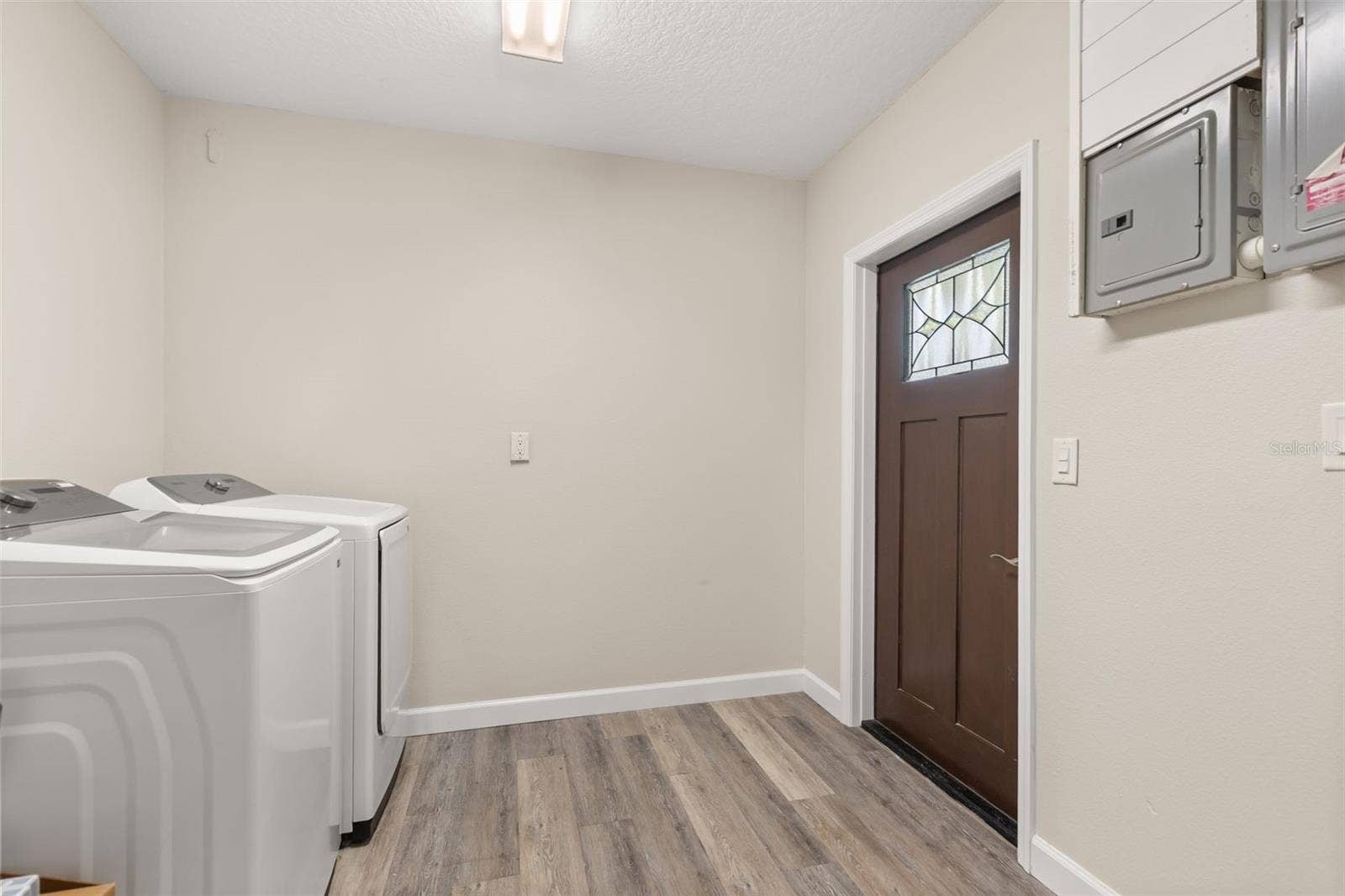 In-Law Suite Entrance and Laundry Room