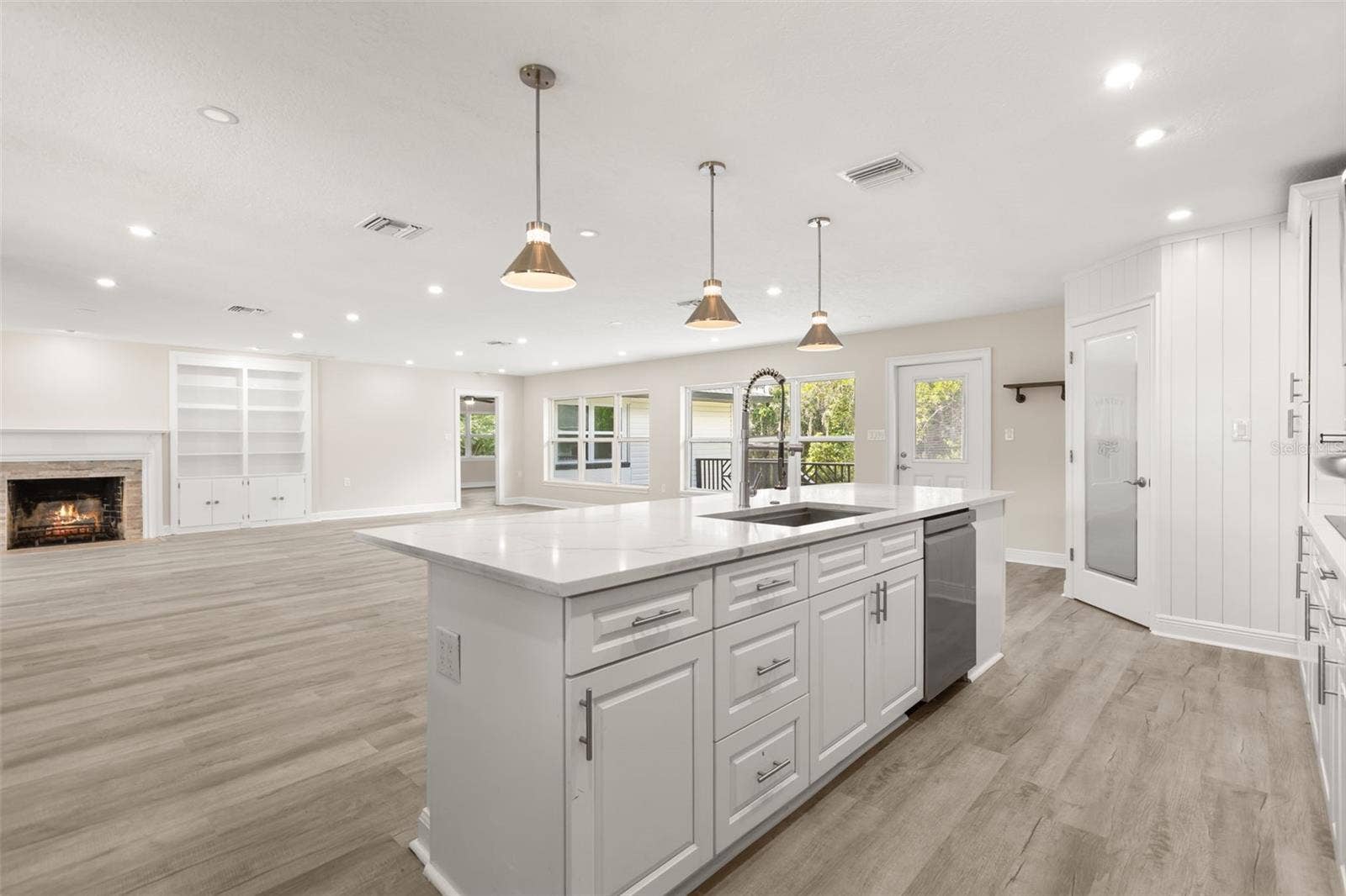 Great Room: Living Room, Dining Room & Kitchen