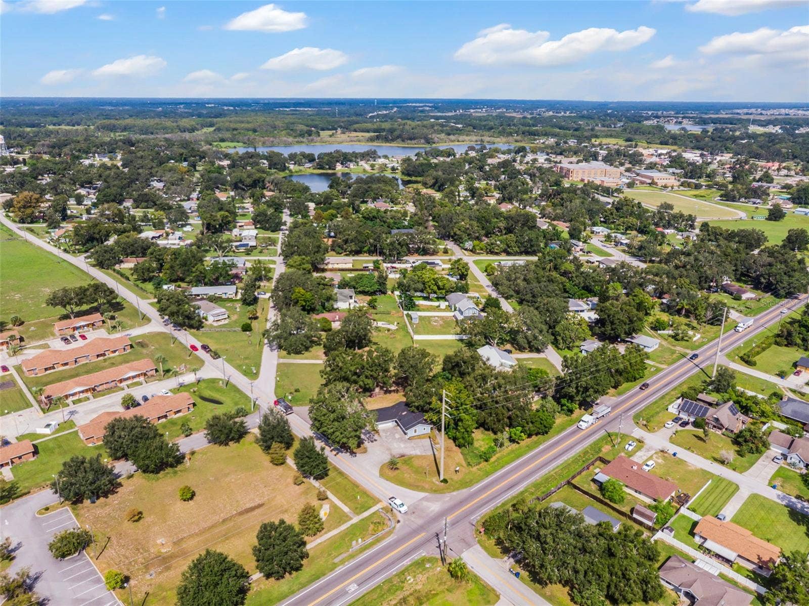 697 E ANDERSON ROAD, Groveland, FL 34736