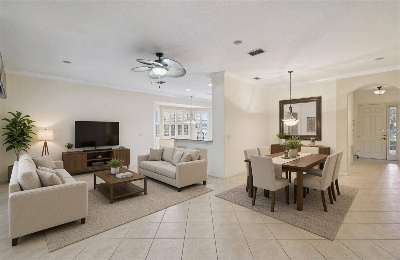 Living/dining/kitchen