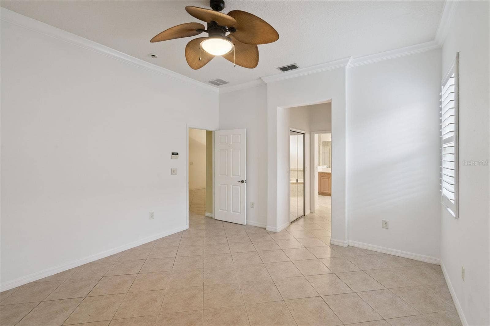 100 FLAME VINE WAY, Groveland, FL 34736