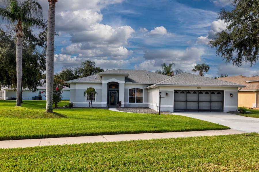 Property photo for 5368 BUTTERFLY COURT, Leesburg, FL