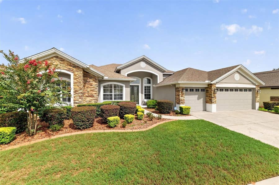 Property photo for 9085 LAUREL RIDGE DRIVE, Mount Dora, FL