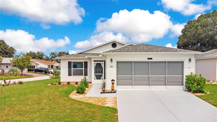 Property photo for 32901 ENCHANTED OAKS LANE, Leesburg, FL