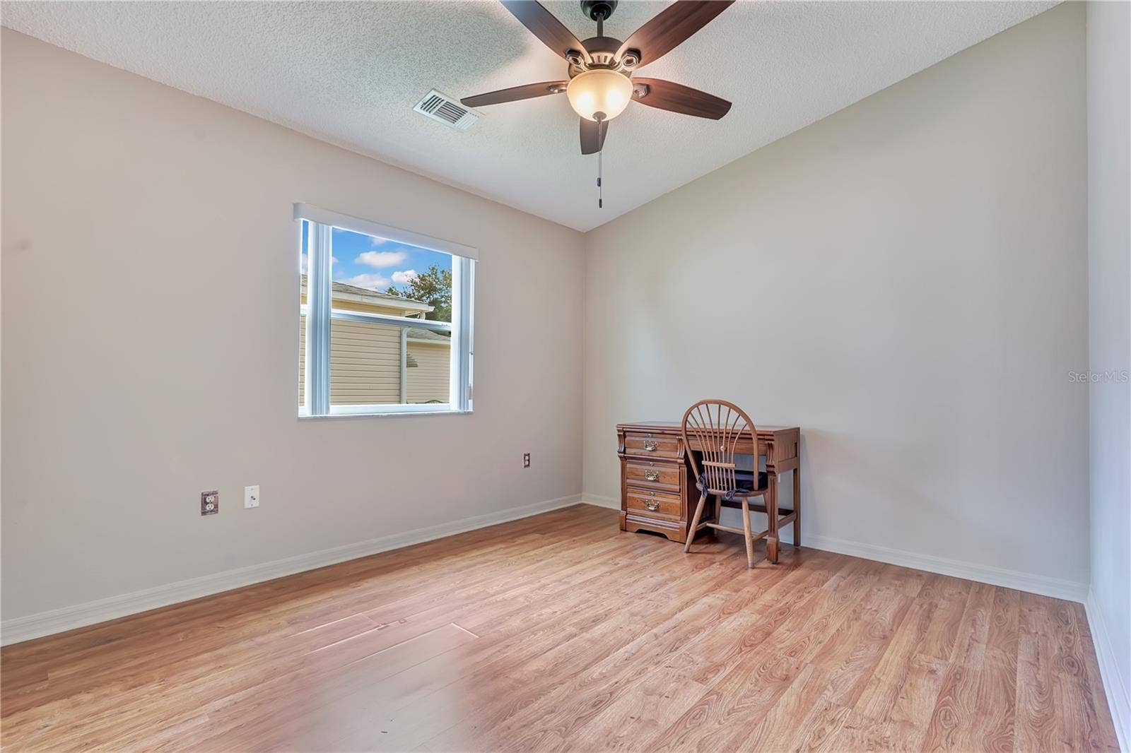 32901 ENCHANTED OAKS LANE, Leesburg, FL 34748 32901 ENCHANTED OAKS LANE, Leesburg, FL 34748