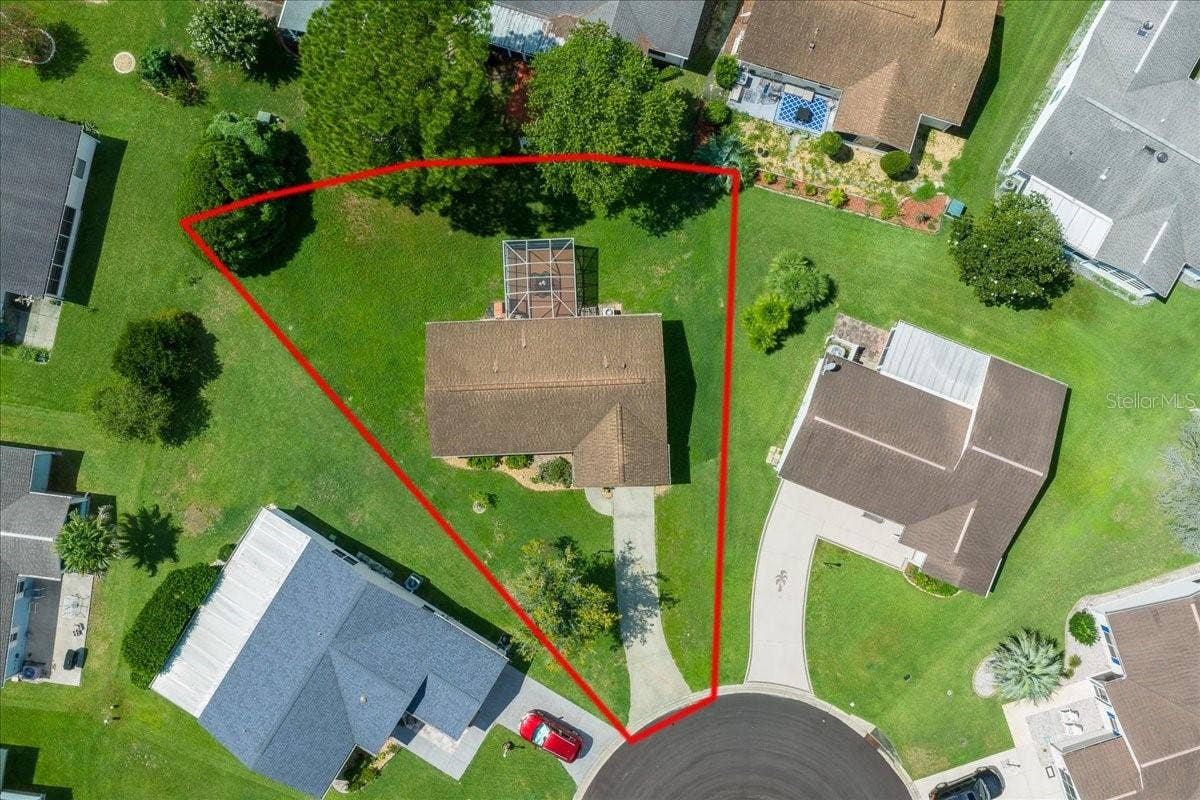 1410 SANCHEZ COURT, The Villages, FL 32159 Property Outline