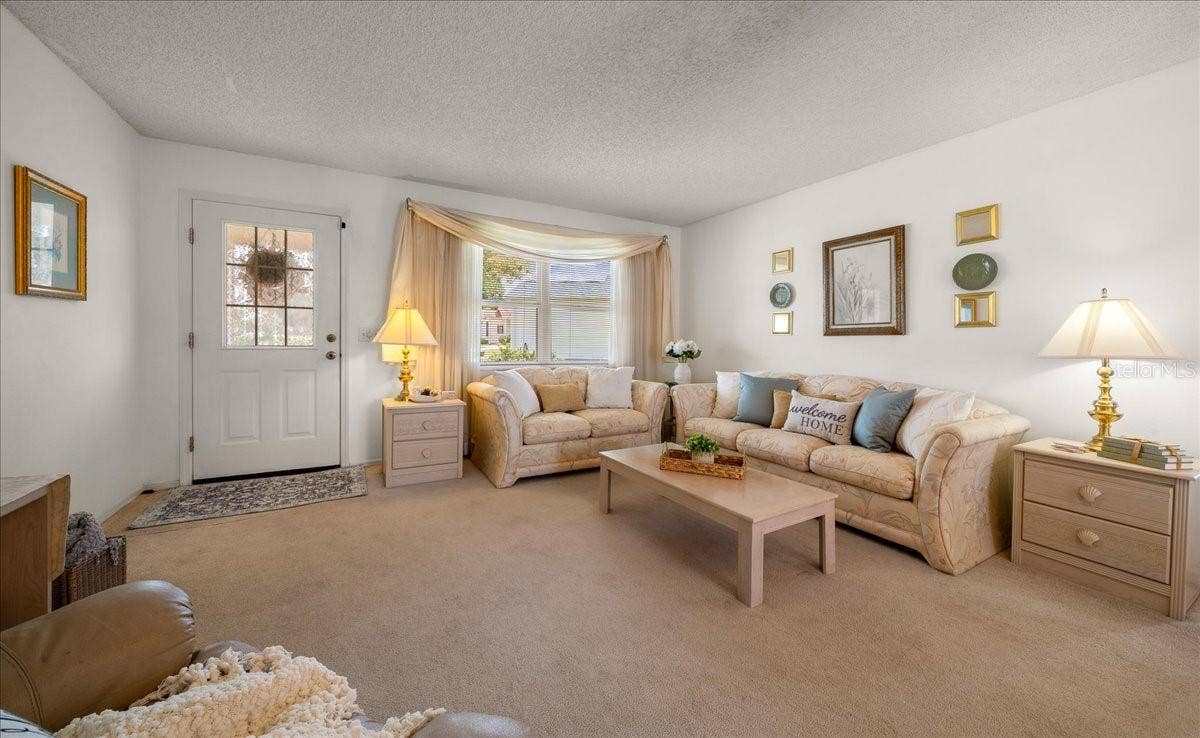 1410 SANCHEZ COURT, The Villages, FL 32159 Living Room