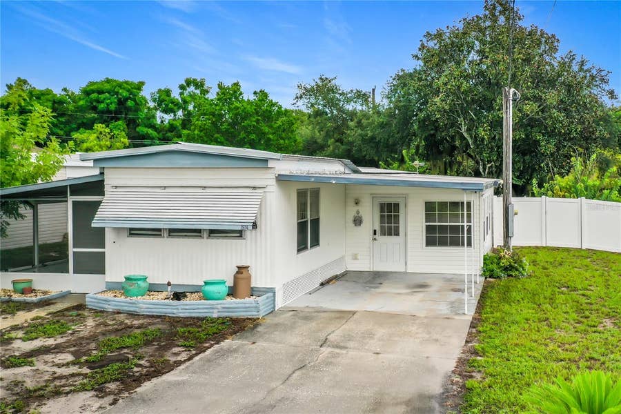Property photo for 1514 RIDGE ROAD, Tavares, FL