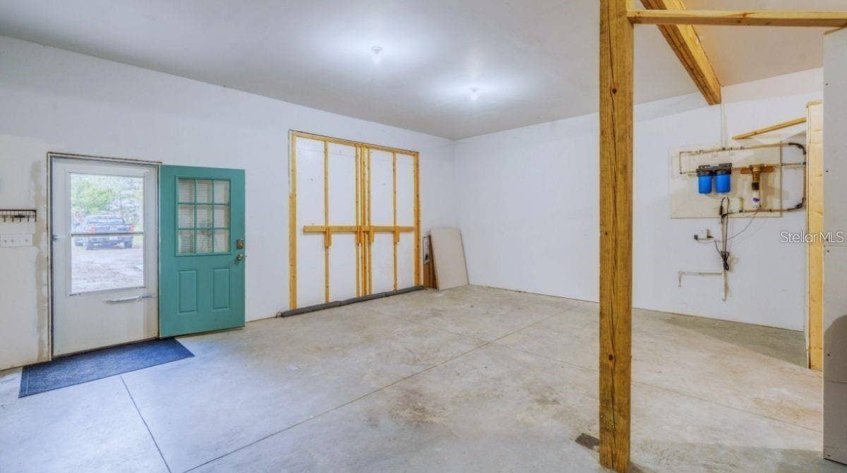 19751 COUNTY ROAD 33, Groveland, FL 34736