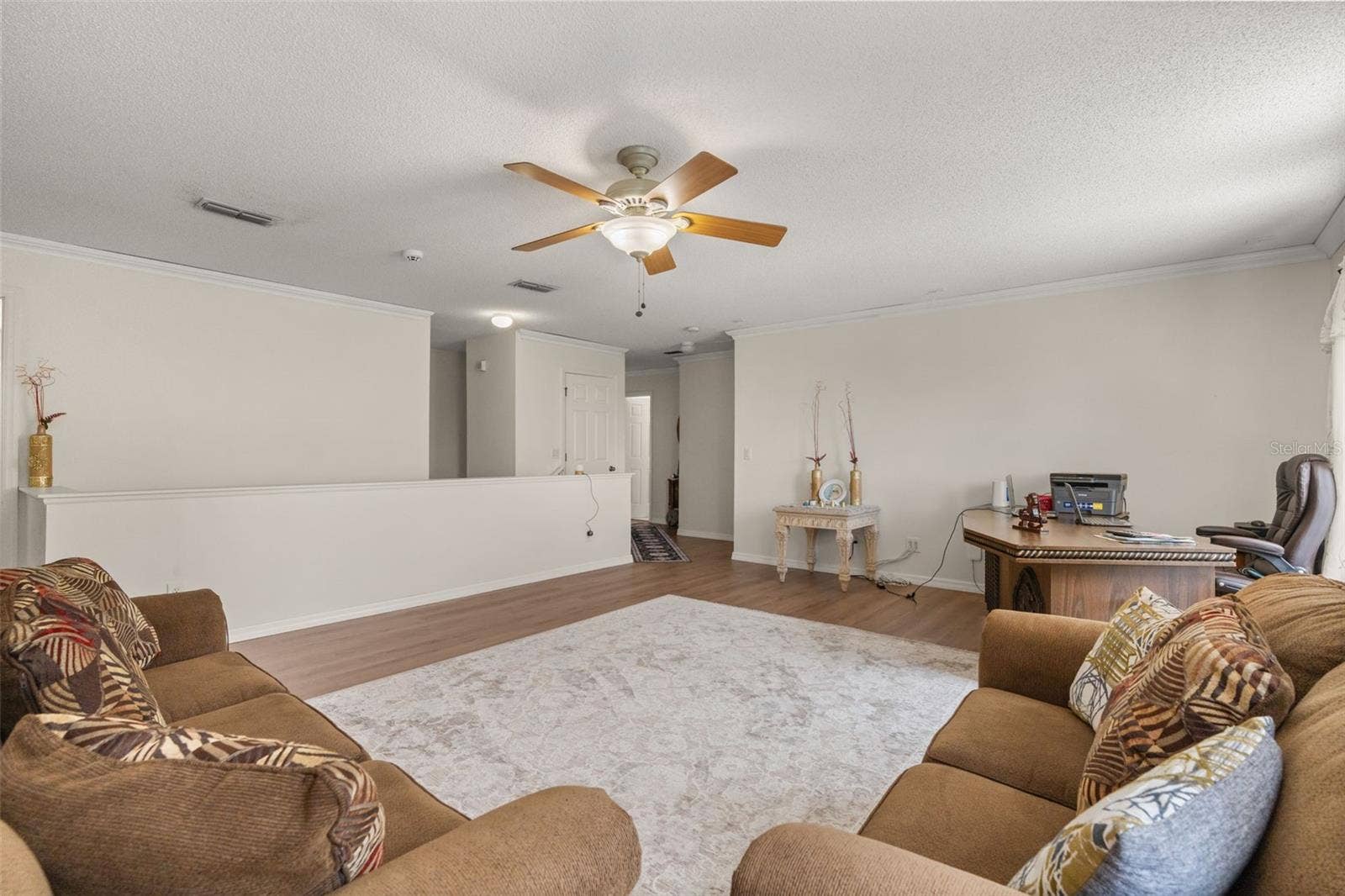 211 HUNT STREET, Clermont, FL 34711 Spacious loft upstairs