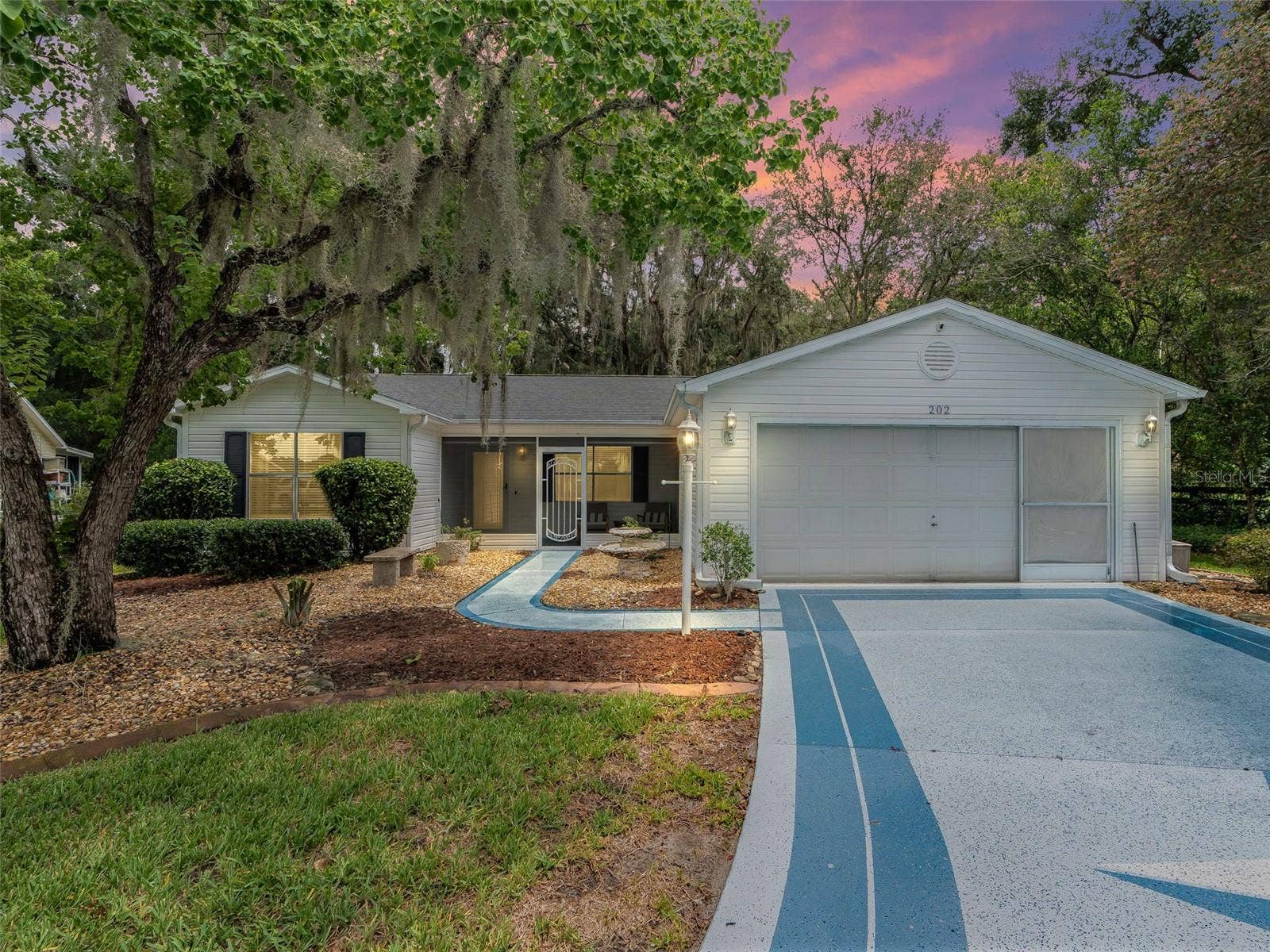202 JUAREZ WAY, The Villages, FL 32159 202 JUAREZ WAY, The Villages, FL 32159