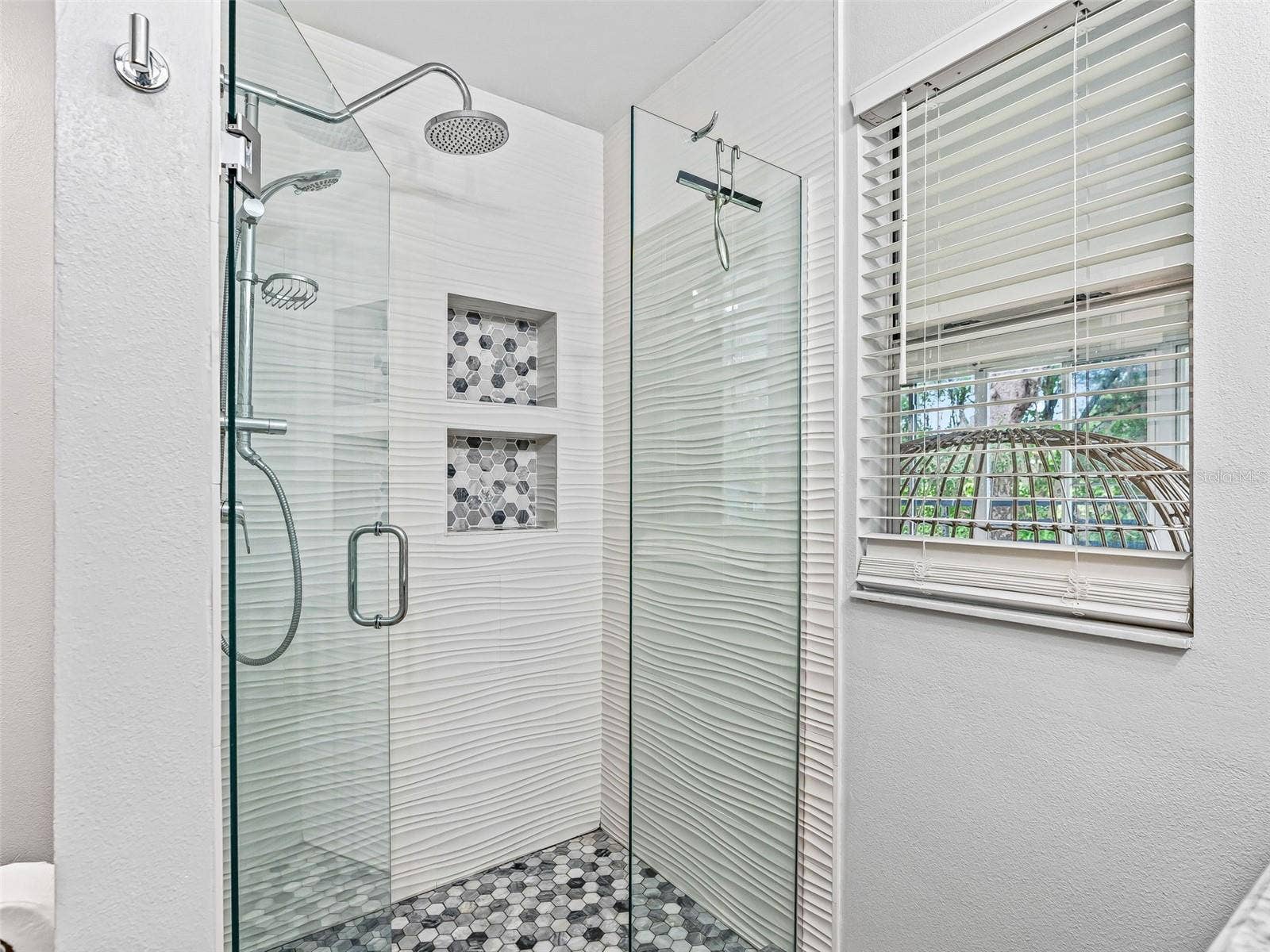 202 JUAREZ WAY, The Villages, FL 32159 202 JUAREZ WAY, The Villages, FL 32159