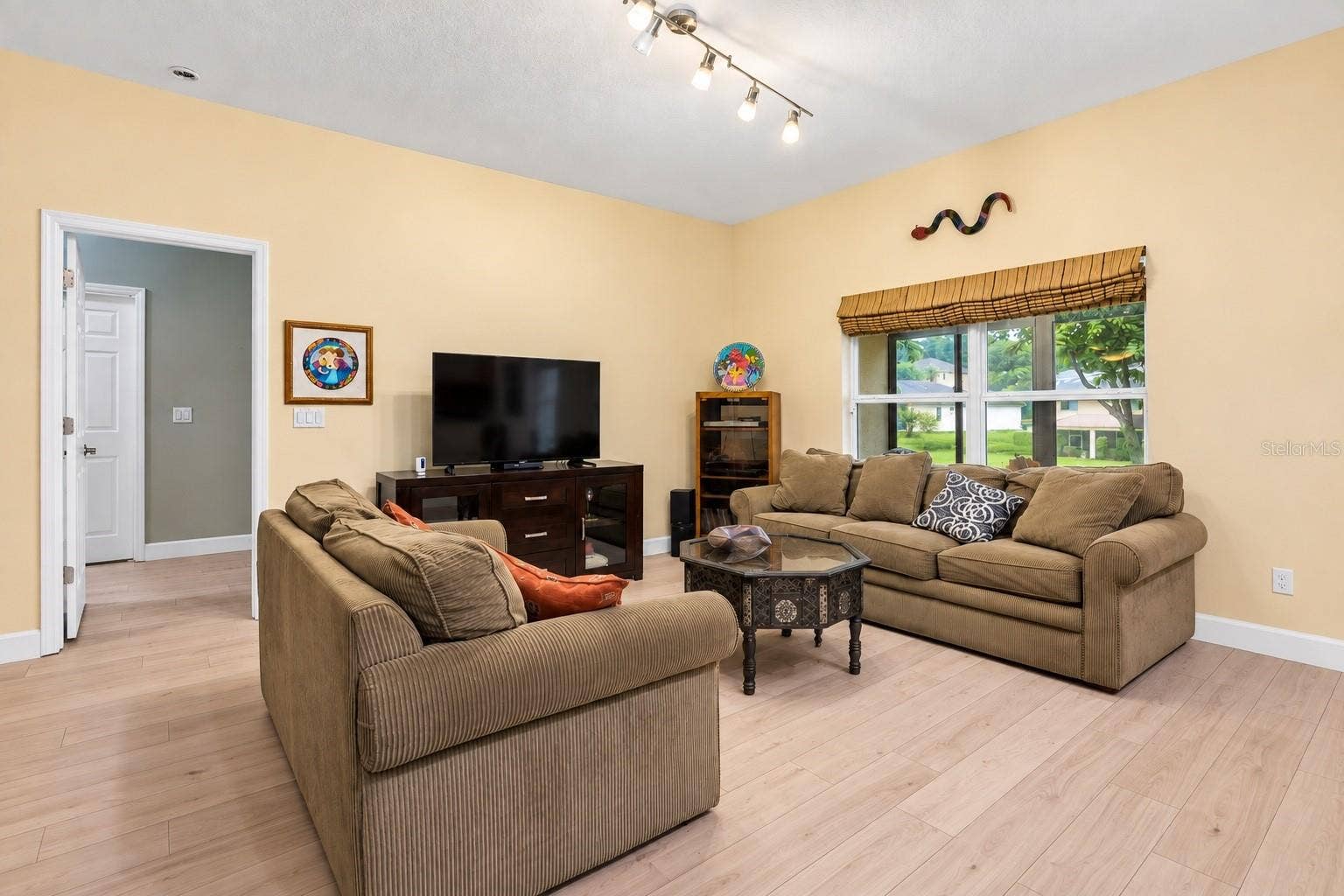 21707 BELGIAN COURT, Mount Dora, FL 32757 21707 BELGIAN COURT, Mount Dora, FL 32757