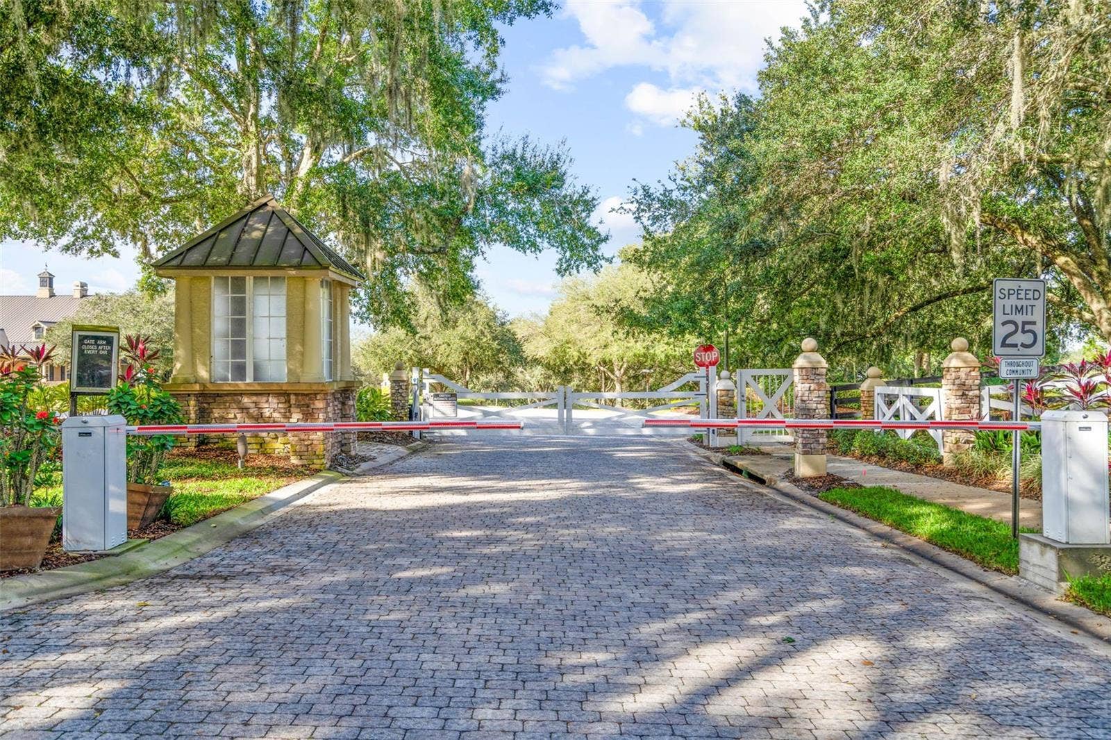 21707 BELGIAN COURT, Mount Dora, FL 32757 21707 BELGIAN COURT, Mount Dora, FL 32757