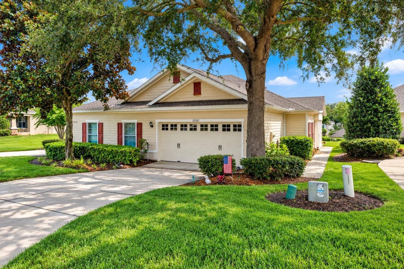 21707 BELGIAN COURT, Mount Dora, FL 32757 21707 BELGIAN COURT, Mount Dora, FL 32757