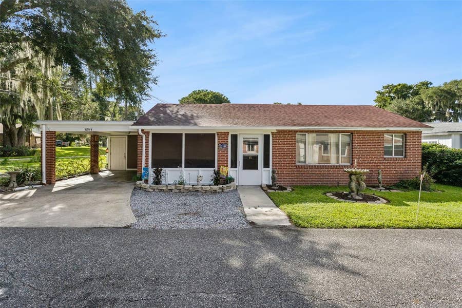 Property photo for 31944 ELIZABETH LANE, Tavares, FL