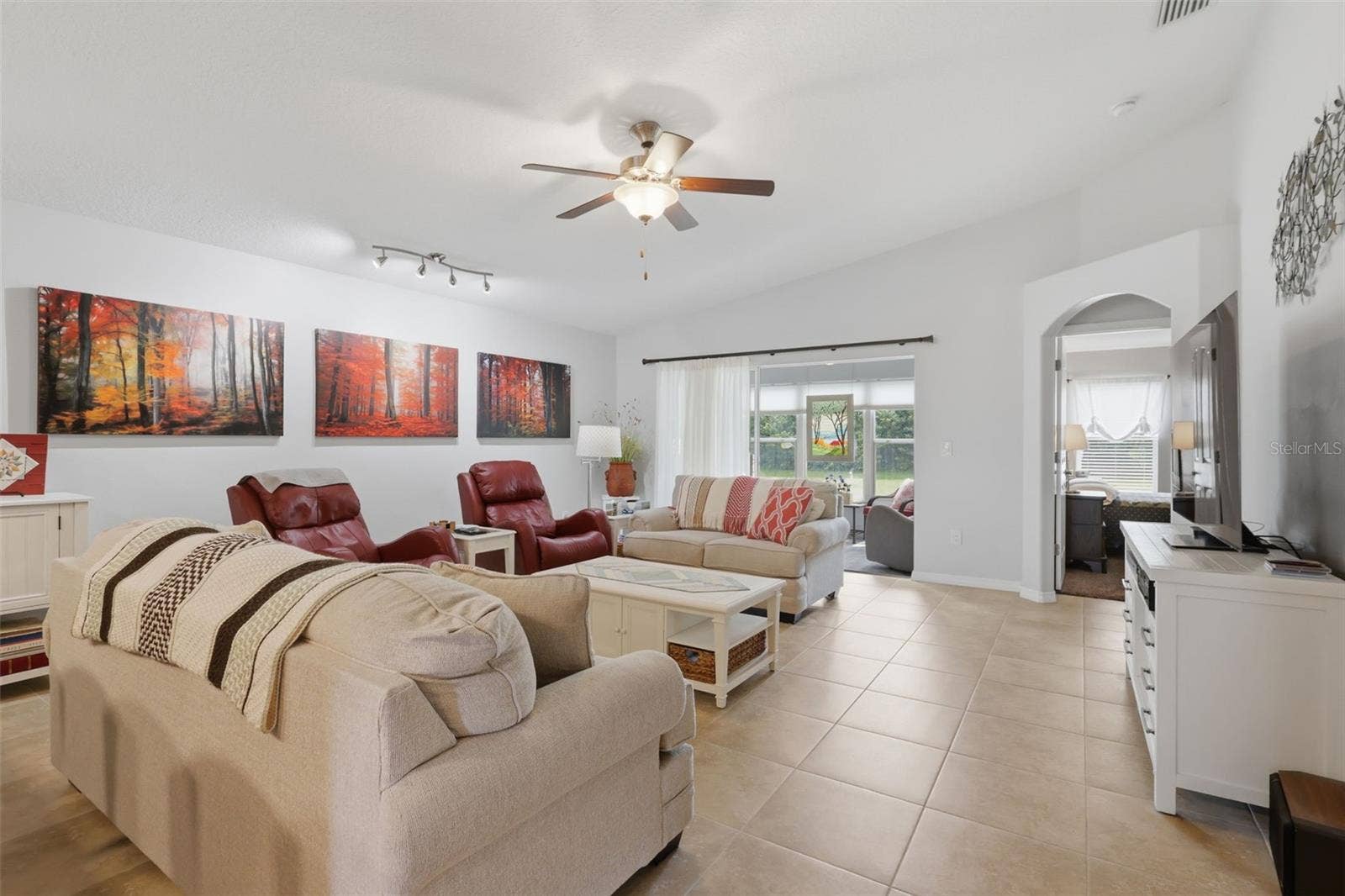 5322 POND CROSSING PLACE, Leesburg, FL 34748 5322 POND CROSSING PLACE, Leesburg, FL 34748